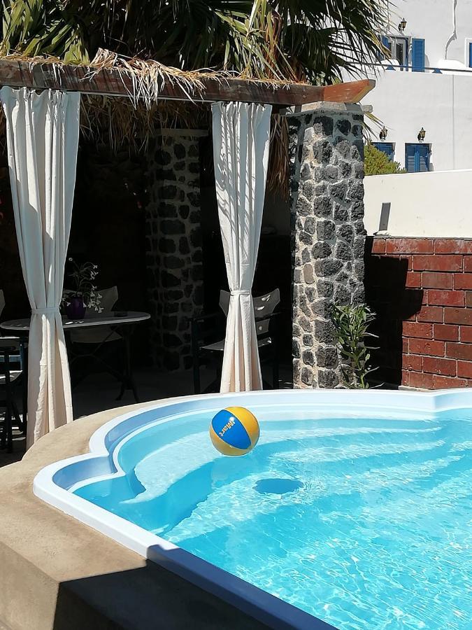 5Bedroom Villa In Perissa Beach Exterior photo