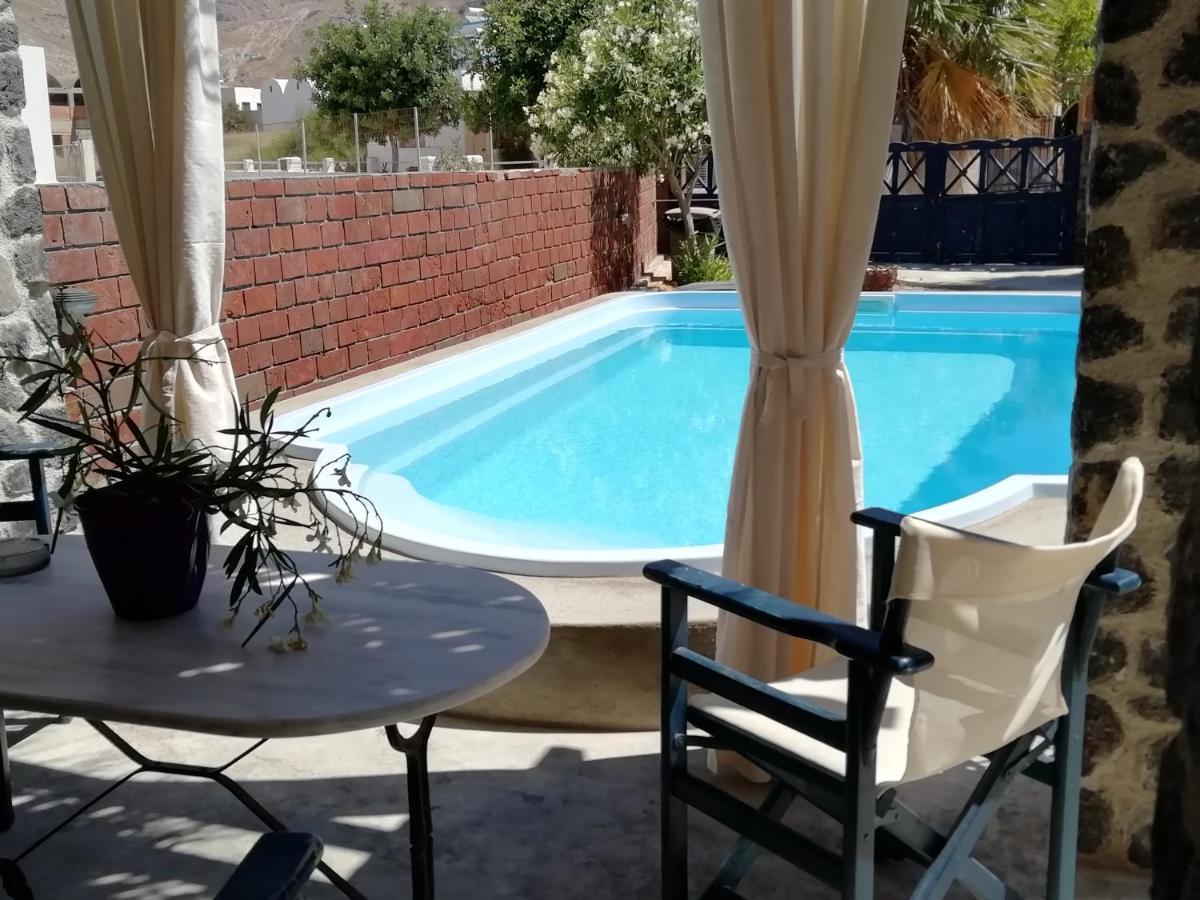 5Bedroom Villa In Perissa Beach Exterior photo
